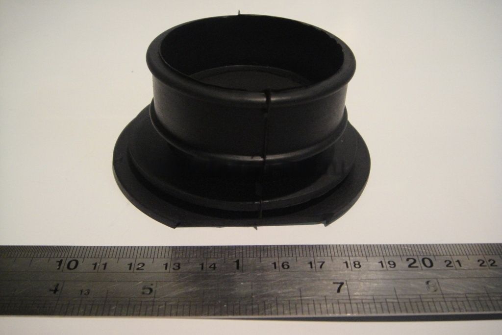 Муфта глушителя шума впуска 1 карбюратор Тайга С40500012 