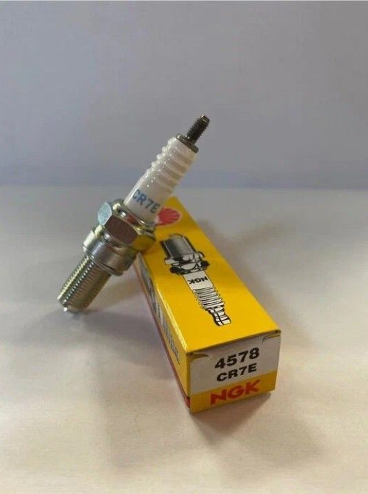 Свеча NGK CR7E 4509/4578 