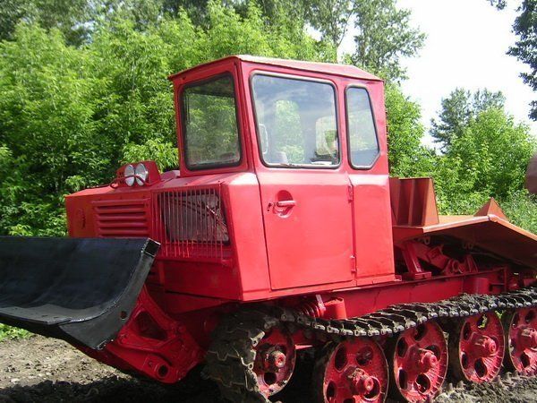 Стекло двери боковое тр-р ТДТ-55 (700х536)   55-25-132