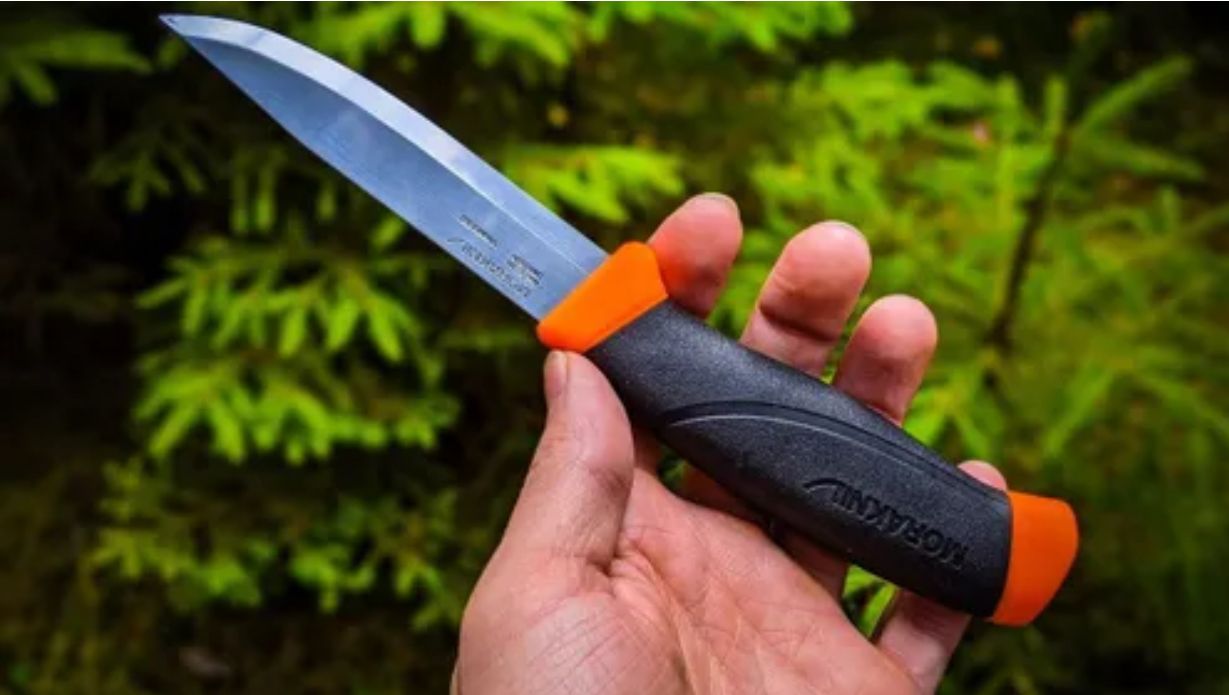 Нож Morakniv Companion FS серейтор