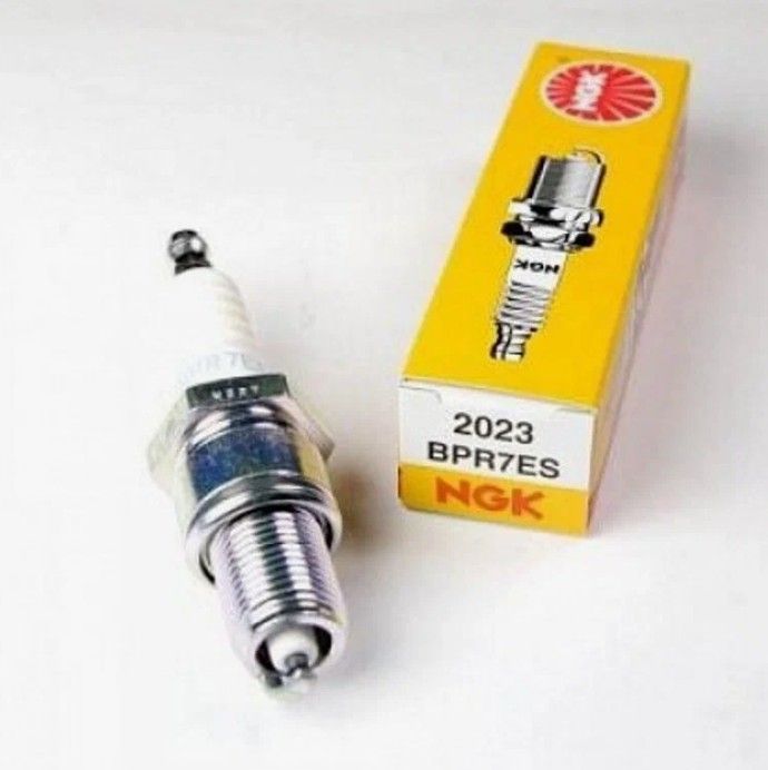 Свеча NGK BPR7ES 2023 