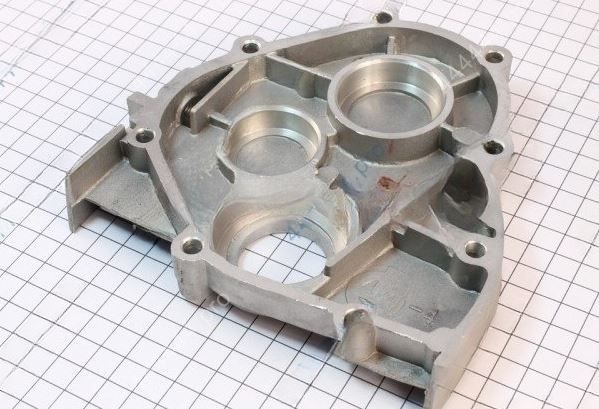 Крышка редуктора скутер 50 куб.