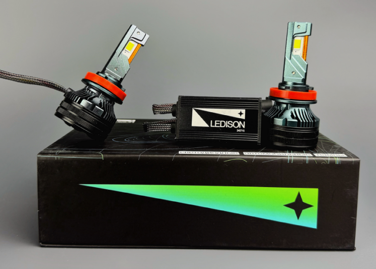 Светодиодная лампа H11/H9/H8 Ledison Compact (№8) (12-24V,  140w,  14000Lm,  5000K,  Canbus) (2шт.к-т)
