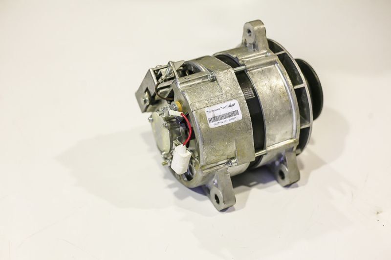 Генератор ГАЗ-3308, 3309 дв.ММЗ-245 28V 45А (аналог 5101.3701) Г273В1-3