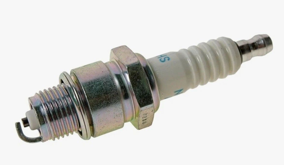 Свеча NGK BPR6HS 7022 